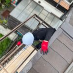 東大阪市高井田にて波板修理〈強風被害の波板〉 施工前